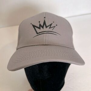ROYAL ATHLETICS Performance Hat in gray